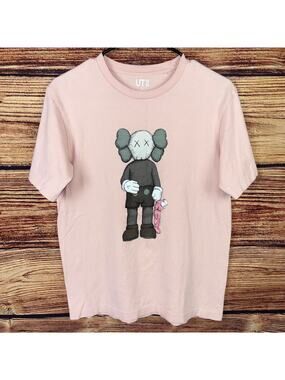 Uniqlo x Kaws Pink Figure x Elmo Graphic T-shirt